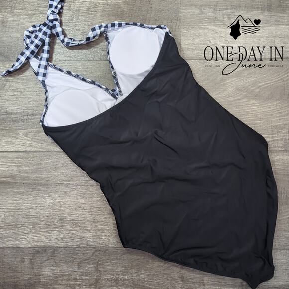 Suuksess Halter Cross Front One Piece Swimsuit Size M - Picture 6 of 6